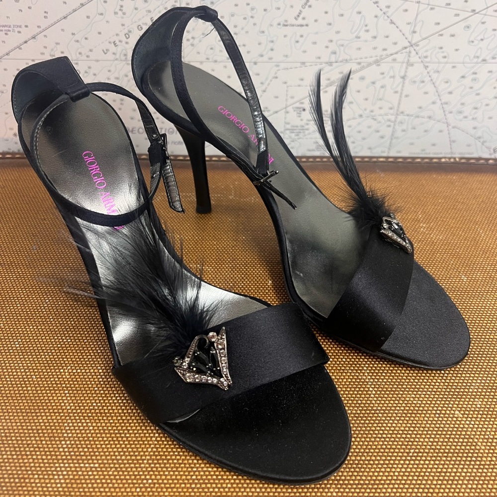 EUC! Giorgio Armani Ankle Strap Beaded 3” Heels Black w/ Feather